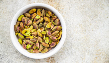 Pistachios: The Vibrant Green Dry Fruit